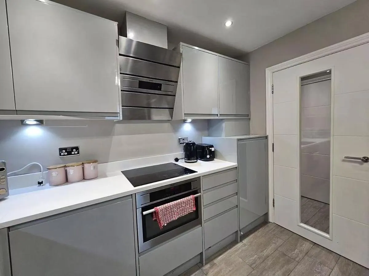Hazelnut Seafront One Bedroom Bn1Gre36 Brighton Apartment
